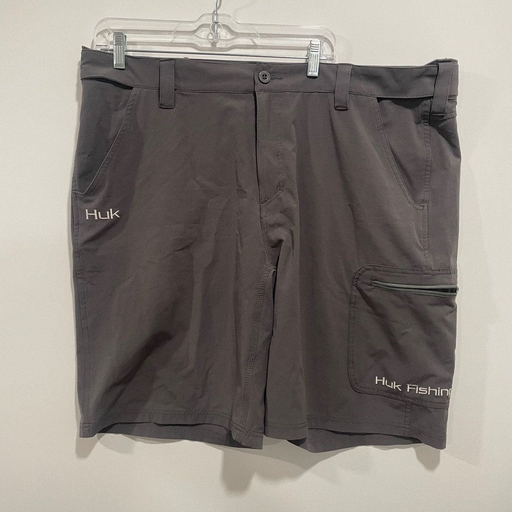 Huk Fishing Shorts Mens XXL‎ Gray Performance Cargo Stretch Quick Dry Hybrid
